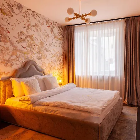 Apartmán Royal On Svobody 6-8 Avenue Lvov