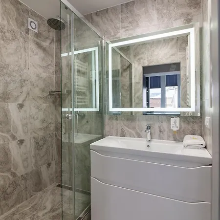 Apartmán Royal On Svobody 6-8 Avenue